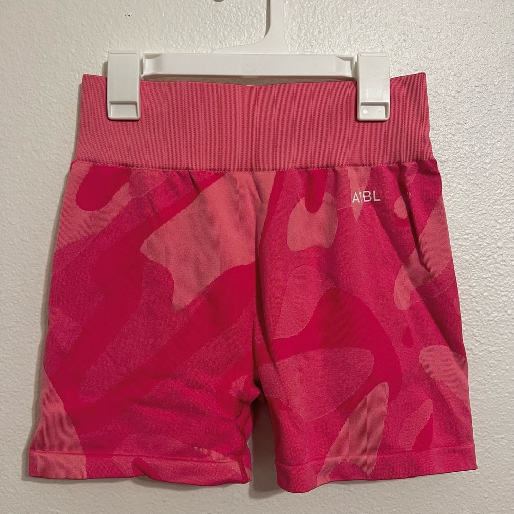 AYBL abstract seamless shorts- Hot Pink
